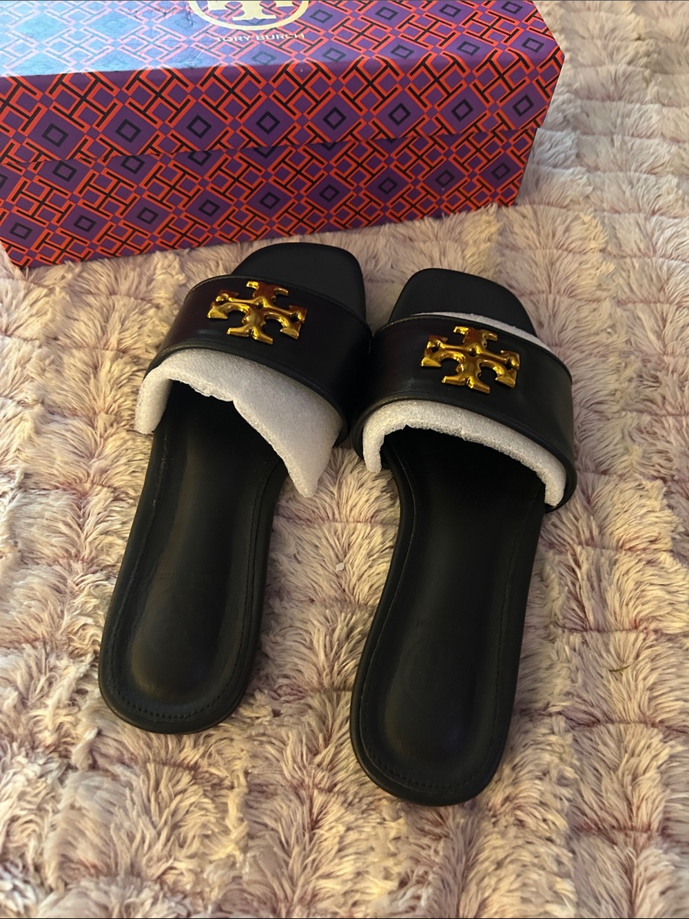 Tory Burch Black Leather Slide Sandals with Gold Logo size 40 U.S 9-9.5 - Picture 3 of 6